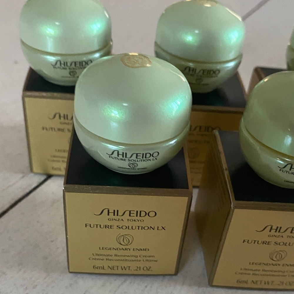Shiseido Future Solution LX Enmei Cream - Picture 2 of 3